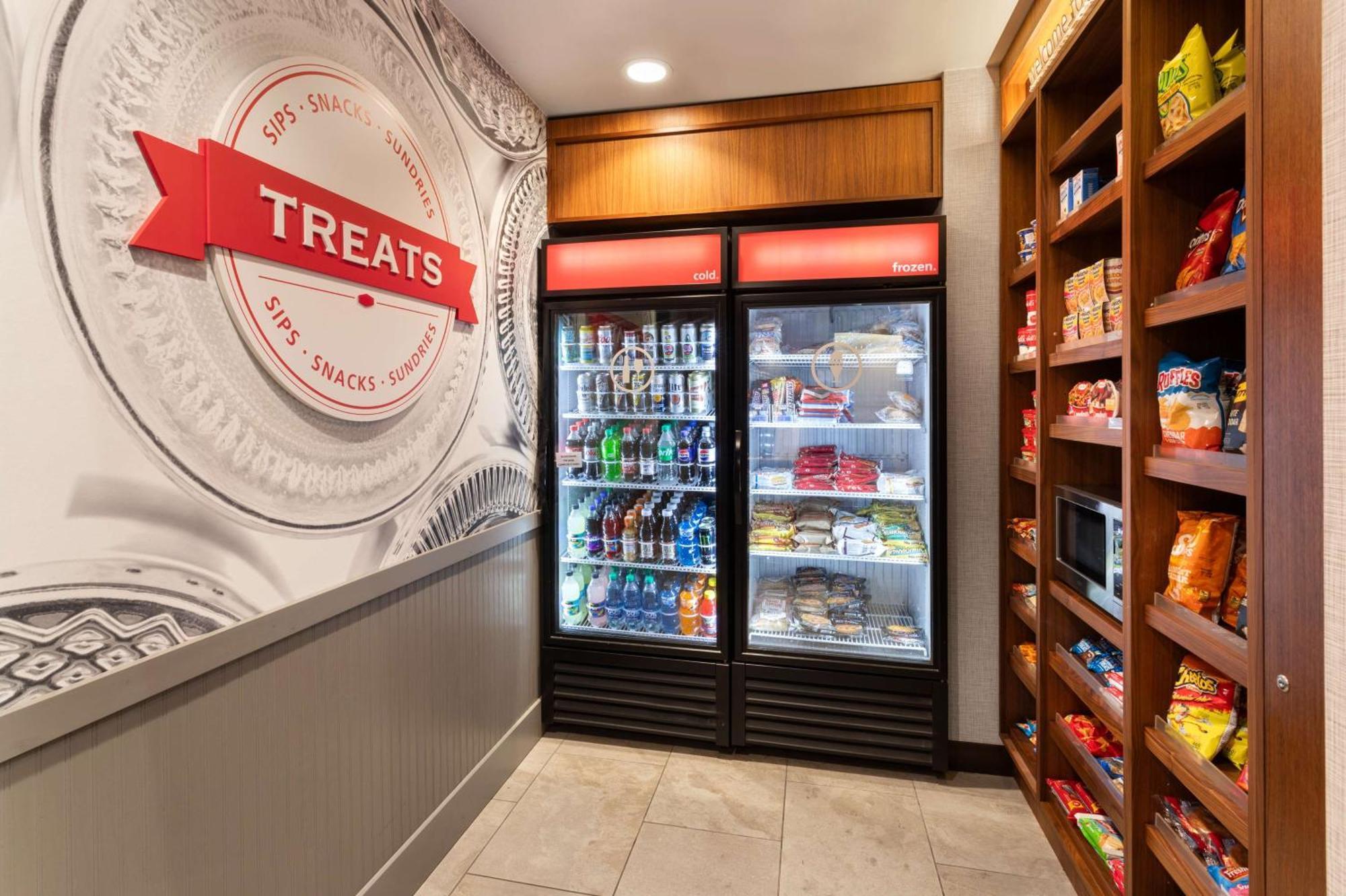 Hampton Inn By Hilton Nashville Airport Century Place Екстер'єр фото